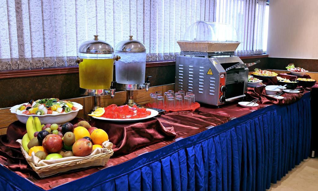 Signature Inn Al Riqqa 迪拜 外观 照片