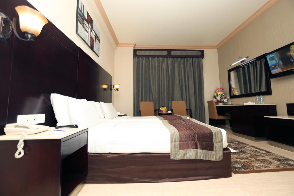 Signature Inn Al Riqqa 迪拜 外观 照片
