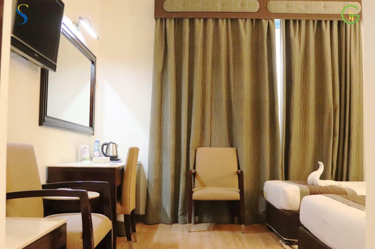 Signature Inn Al Riqqa 迪拜 外观 照片