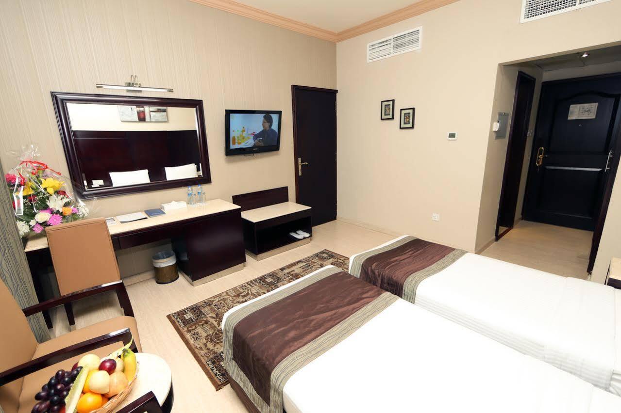 Signature Inn Al Riqqa 迪拜 外观 照片