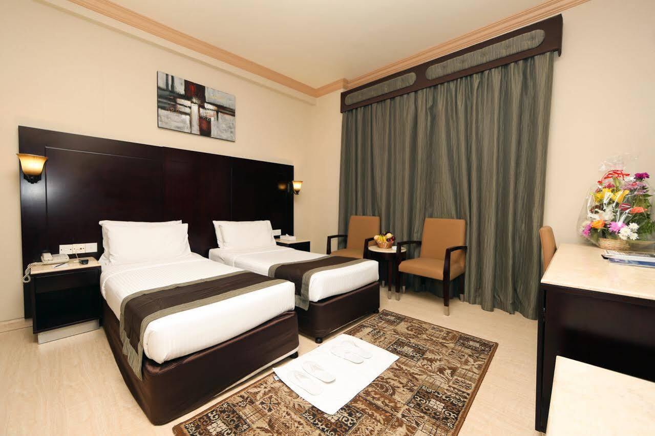 Signature Inn Al Riqqa 迪拜 外观 照片