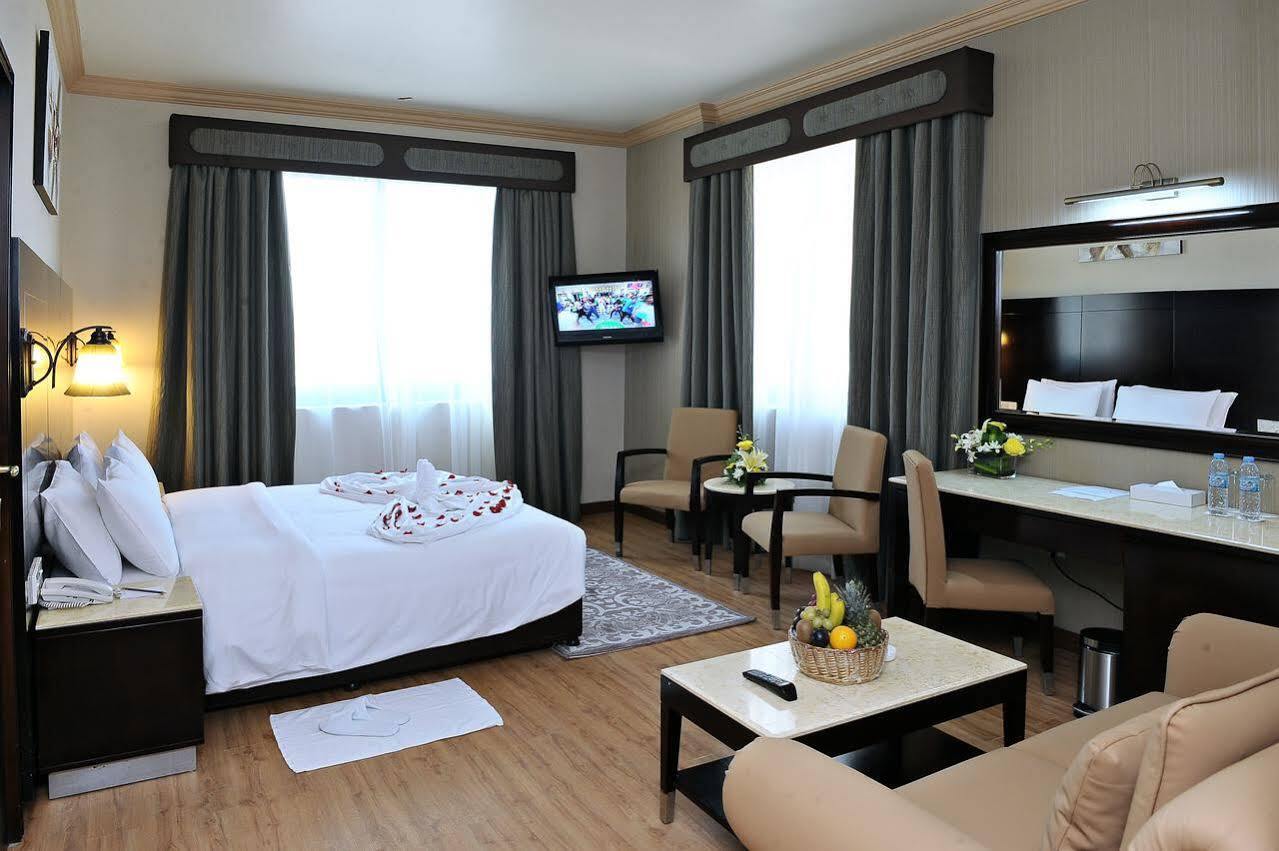 Signature Inn Al Riqqa 迪拜 外观 照片